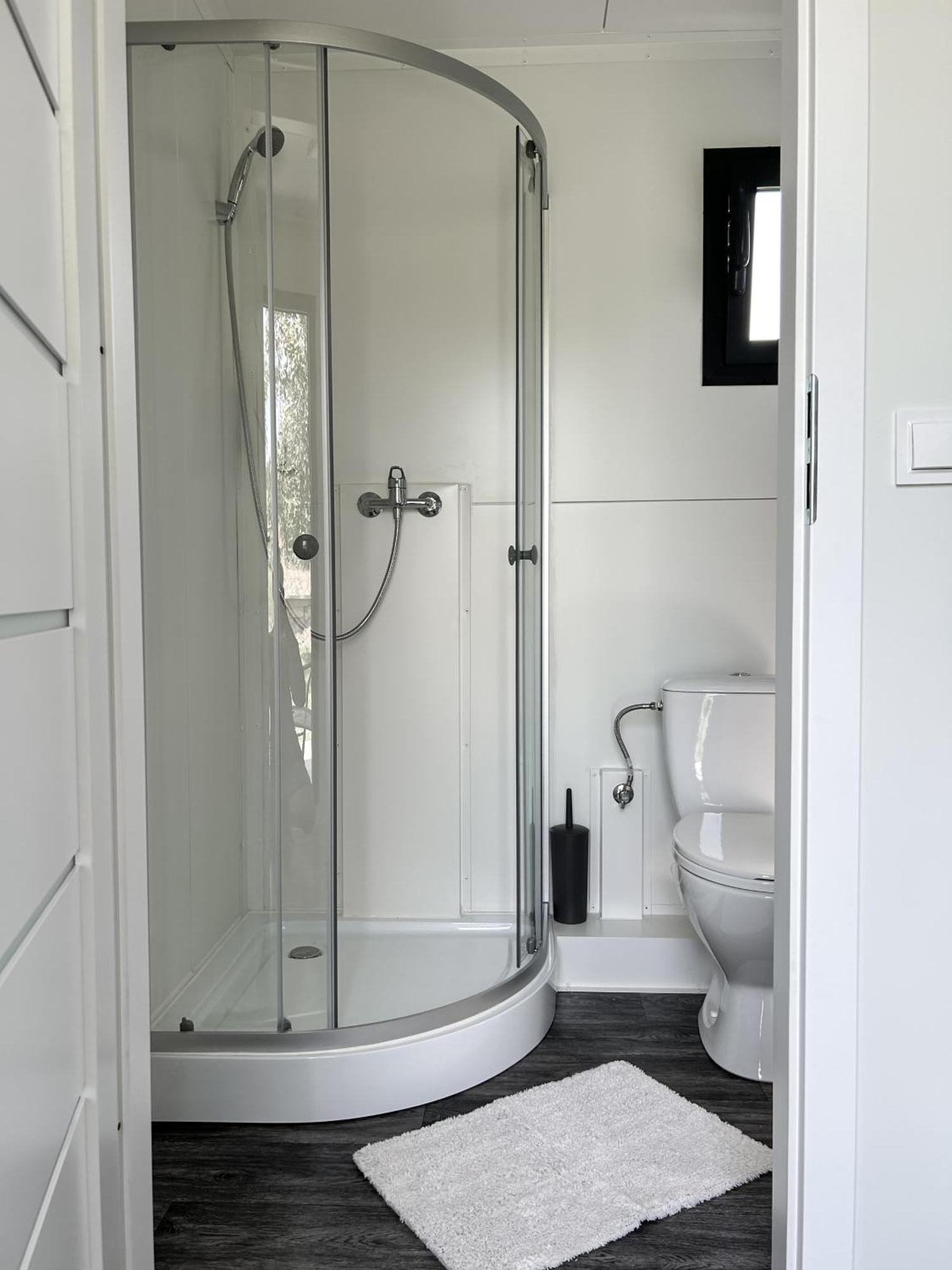 Tiny House Mezi Sklepy Apartment Kobyli Exterior photo